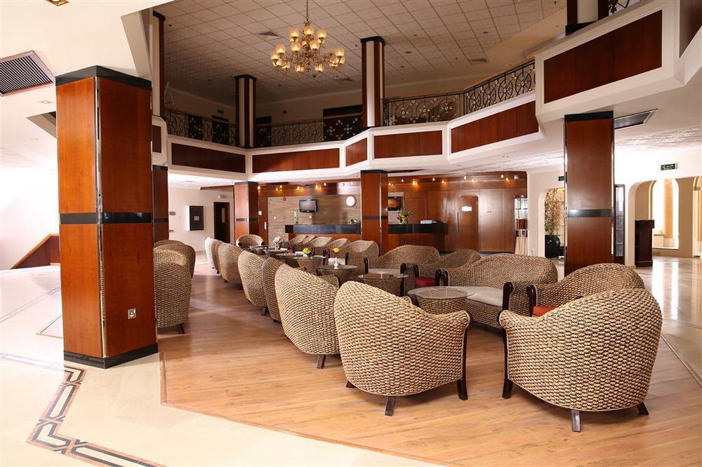 Best Western Hawar Resort Hotel Interior photo